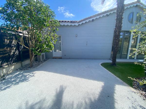 Maison à vendre 5 pièces SAINT HILAIRE DE RIEZ (85), plain pied 3 chambres+garage+jardin clos, à 300 M de la plage.