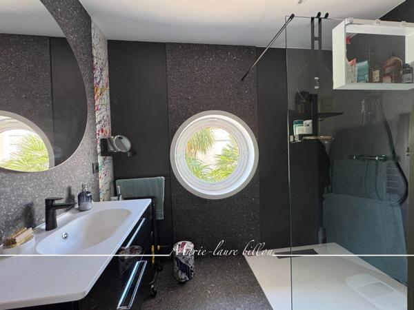 Maison à vendre 5 pièces SAINT HILAIRE DE RIEZ (85), à deux pas des plages de Sion, plain pied avec garage et jardin clos