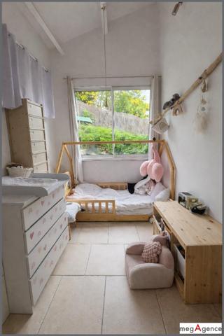 Maison à BORMES-LES-MIMOSAS, 83230 - 5 pièces 145m²