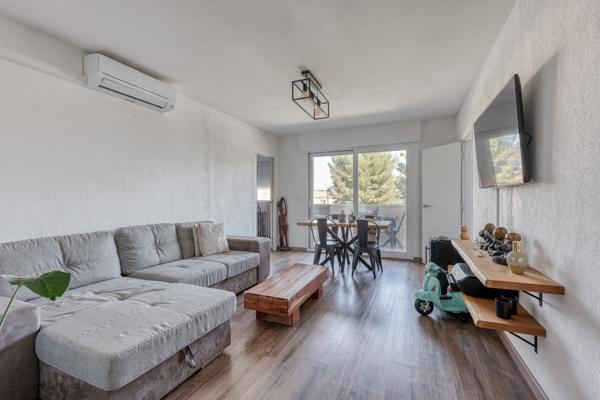 La Ciotat – 3 chambres, balcon et parking – 76 m², fort potentiel