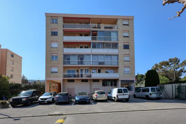 La Ciotat – 3 chambres, balcon et parking – 76 m², fort potentiel