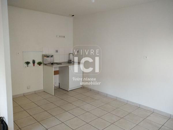 Appartement Rdc Saint Laurent Des Autels 2 Pièces 51.23 M²