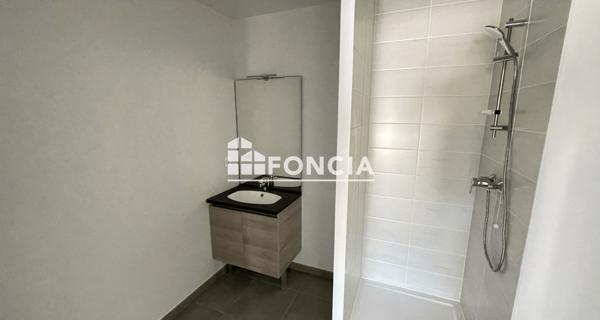 Location Appartement 2 pièces 39.57 m² - Clermont-ferrand 63100