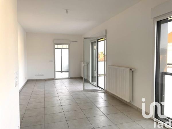 Appartement 3 pièces de 73 m² à Villefranche-sur-Saône (69400)