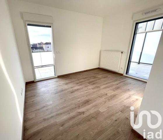 Appartement 3 pièces de 73 m² à Villefranche-sur-Saône (69400)