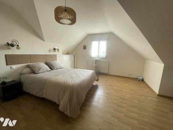 Grande maison familiale 7 chambres sous-sol total piscine chauffée et jardin clos