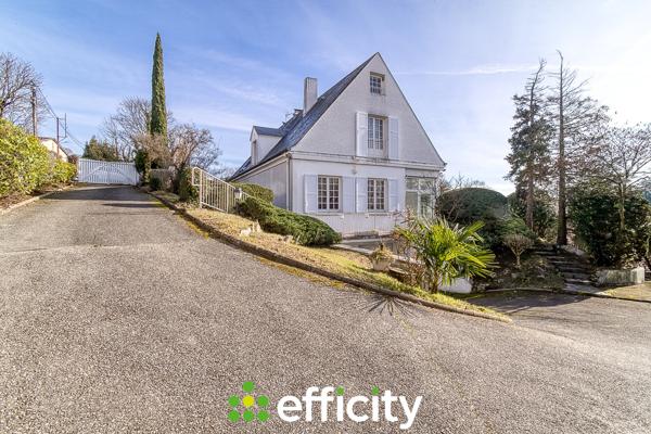 Maison 10 pièces - 223 m² Exclusivité efficity