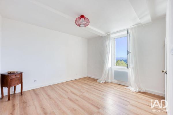 Maison à vendre 5 pièces 132 m² Éguilles