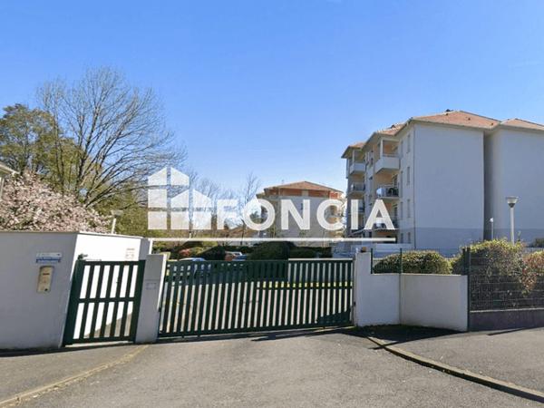 Location Appartement meublé 2 pièces 40.48 m² - 50 AVENUE DES LILAS Pau 64000
