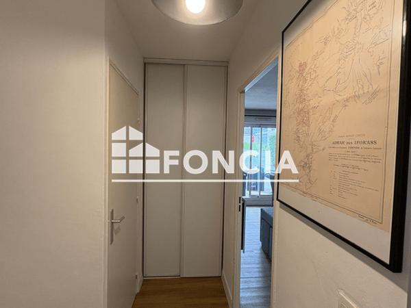 Location Appartement meublé 2 pièces 40.48 m² - 50 AVENUE DES LILAS Pau 64000