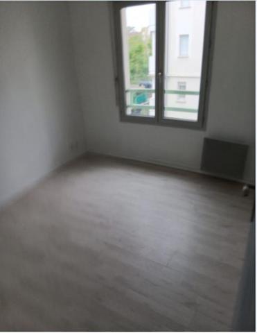 Appartement Mantes La Jolie 2 pièce(s)  Carrez : 46,3 m, surface au sol 50 m
