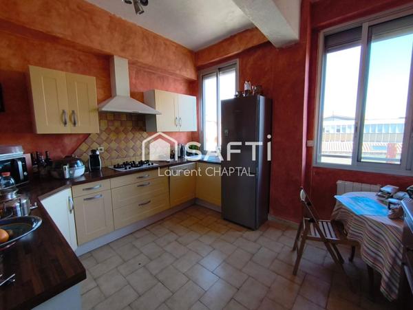 Appartement vue cité Médiévale.