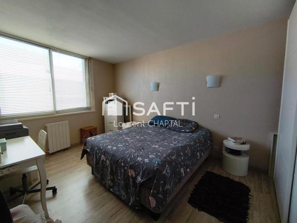 Appartement vue cité Médiévale.