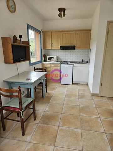 À Areines, Studio meublé de 24m² à louer