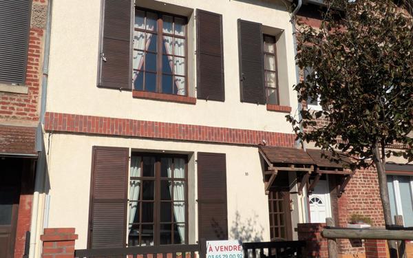 Maison à vendre    3 pièces • 88 m2 Saint-Quentin