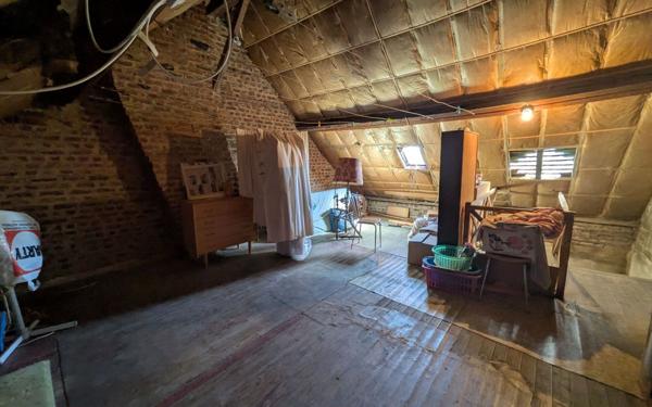 Maison à vendre    3 pièces • 88 m2 Saint-Quentin