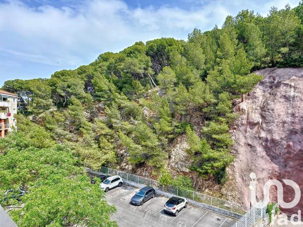 Appartement 2 pièces de 30 m² à Sète (34200)