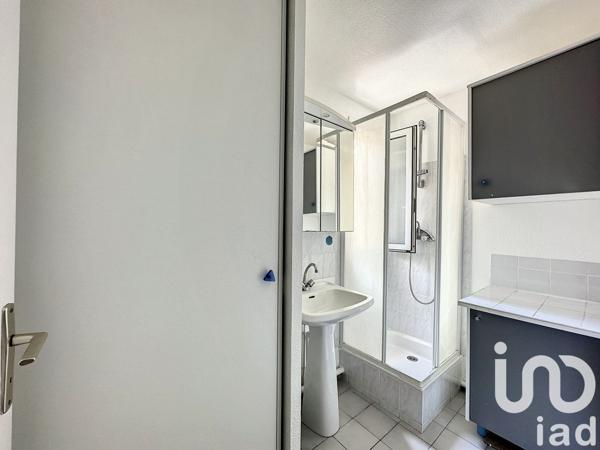 Appartement 2 pièces de 30 m² à Sète (34200)