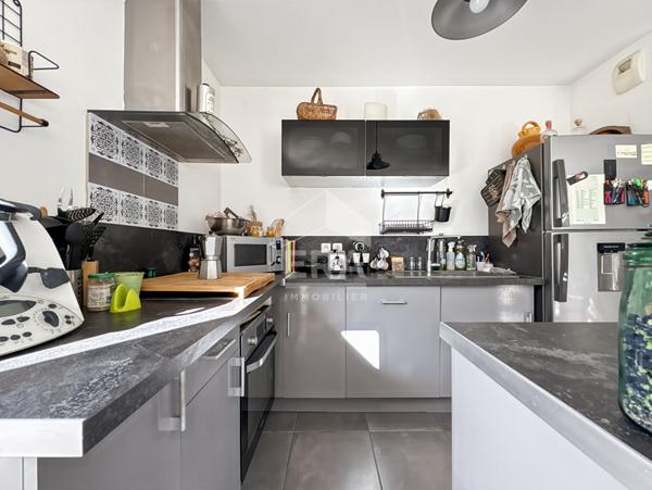 À vendre, T4 88m², Dernier étage, Terrasse 60m², Marseille 13013