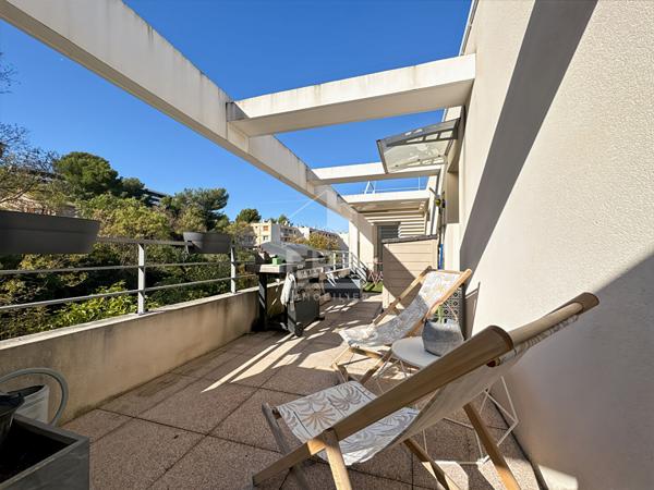 À vendre, T4 88m², Dernier étage, Terrasse 60m², Marseille 13013