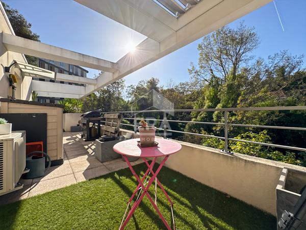 À vendre, T4 88m², Dernier étage, Terrasse 60m², Marseille 13013