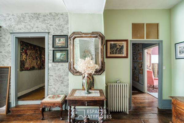 Demeure du XVIIIe siècle, véritable cabinet de curiosités