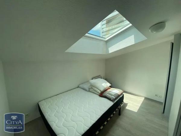 Appartement à louer 2 pièces 27.13m² Poitiers (86000)