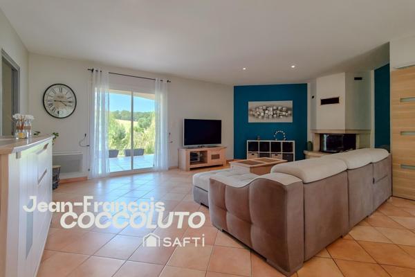 Contemporaine 4 chambres, environnement reposant