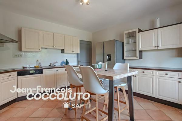 Contemporaine 4 chambres, environnement reposant