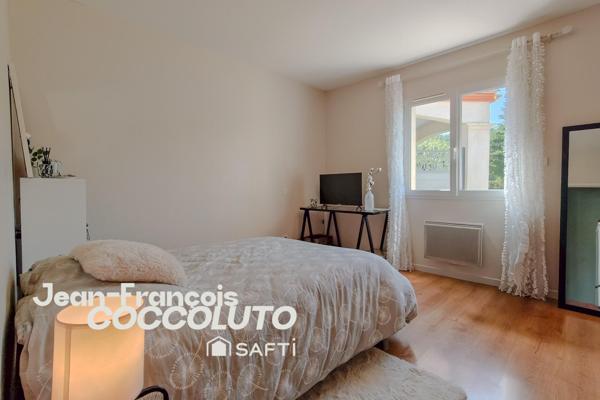 Contemporaine 4 chambres, environnement reposant