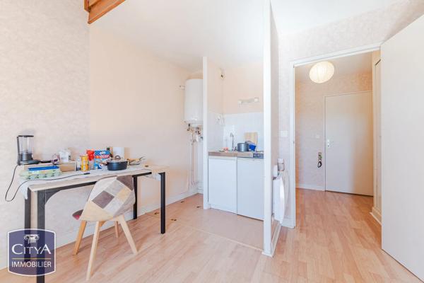 Appartement à vendre 2 pièces 27m² Joué-lès-Tours (37300)