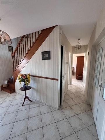 Maison individuelle à vendre à Changé dans la Sarthe (72560), ref : LMY/LE