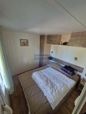 Vente                                                      Terrain
                        
                                         275 m2                     à Fréjus