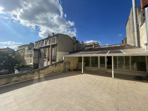 Plateau Pierre Unique Dernier Etage Terrasse