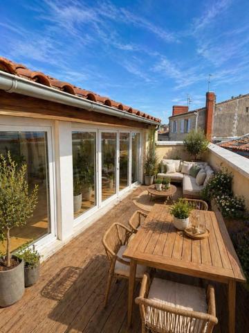 Bordeaux Hyper Centre Appartement T3Duplex terrasse
