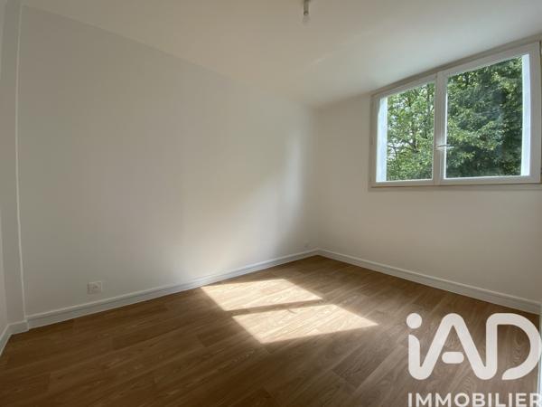 Appartement à vendre 3 pièces 52,21 m² Sainte-Geneviève-des-Bois