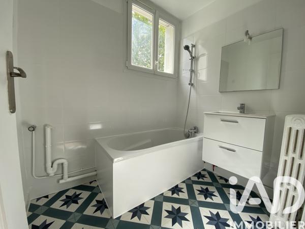 Appartement à vendre 3 pièces 52,21 m² Sainte-Geneviève-des-Bois
