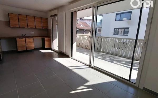 Appartement à vendre    2 pièces • 41,63 m2 Annemasse