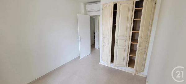 Appartement F3 à vendre  3 pièces - 69,70 m 2   AVIGNON  - 84