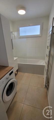 Appartement F3 à vendre  3 pièces - 69,70 m 2   AVIGNON  - 84