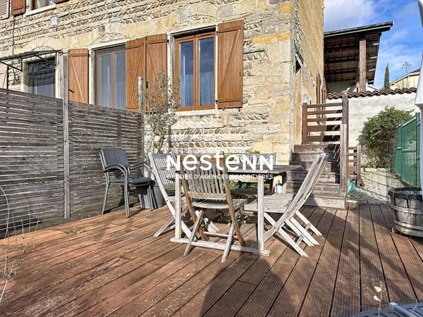 SAINT-MAURICE-DE-BEYNOST MAISON DE VILLE FAMILIALE RÉNOVÉE 4 CHAMBRES AVEC TERRASSE ET STATIONNEMENTS