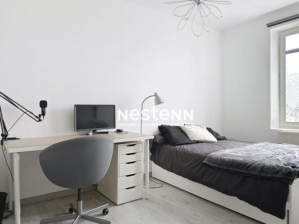 SAINT-MAURICE-DE-BEYNOST MAISON DE VILLE FAMILIALE RÉNOVÉE 4 CHAMBRES AVEC TERRASSE ET STATIONNEMENTS