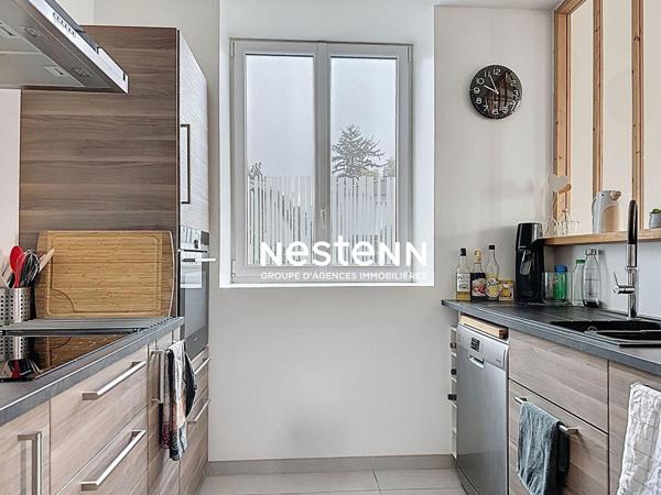 SAINT-MAURICE-DE-BEYNOST MAISON DE VILLE FAMILIALE RÉNOVÉE 4 CHAMBRES AVEC TERRASSE ET STATIONNEMENTS