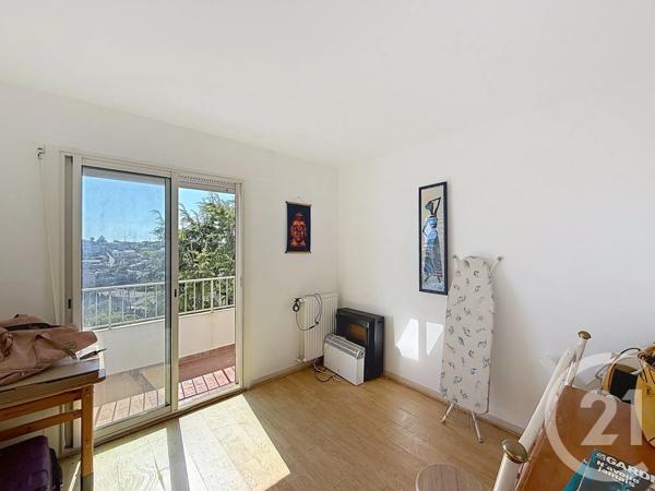 Appartement F3 à vendre  3 pièces - 62,56 m 2   ANTIBES  - 06