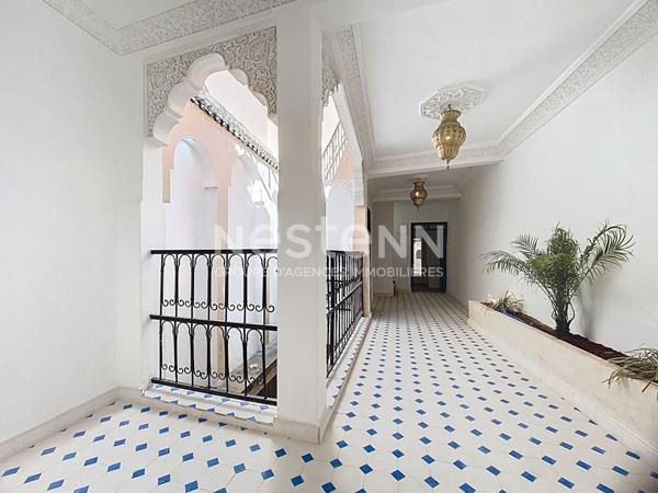 A vendre Superbe Riad Titré Rénové de 4 chambres avec bassin a Bab Aghmat, Marrakech