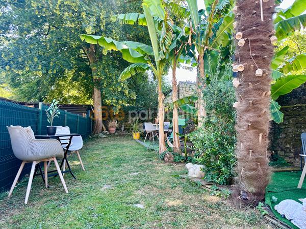 Vente
                Maison90 m² - 4 Pièces -
                    VALOGNES (50700)