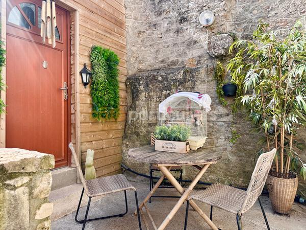 Vente
                Maison90 m² - 4 Pièces -
                    VALOGNES (50700)