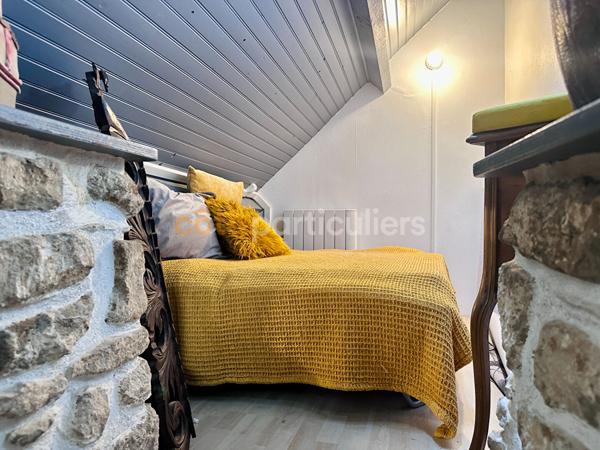 Vente
                Maison90 m² - 4 Pièces -
                    VALOGNES (50700)