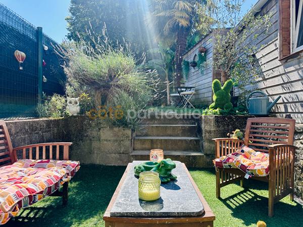 Vente
                Maison90 m² - 4 Pièces -
                    VALOGNES (50700)