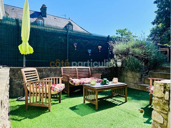 Vente
                Maison90 m² - 4 Pièces -
                    VALOGNES (50700)